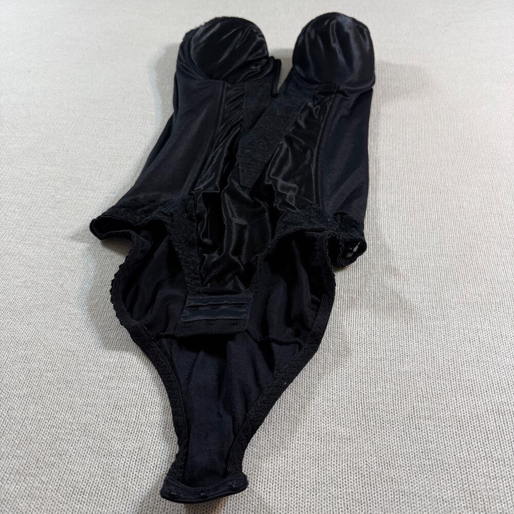 Vintage Smooth Advantage by Smoothie Bodysuit Shaper Black Lace 34B Style 1475